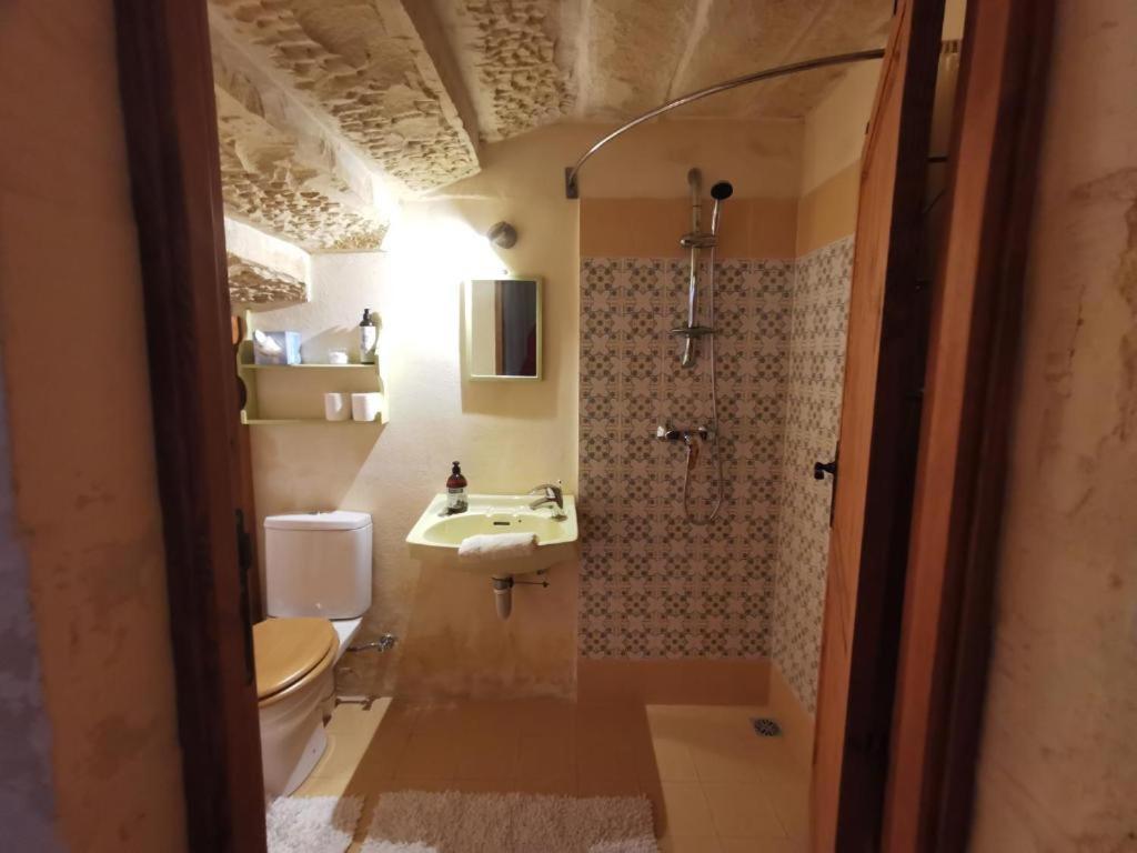 Peaceful Farmhouse Stay With Cozy Yard Арб Экстерьер фото